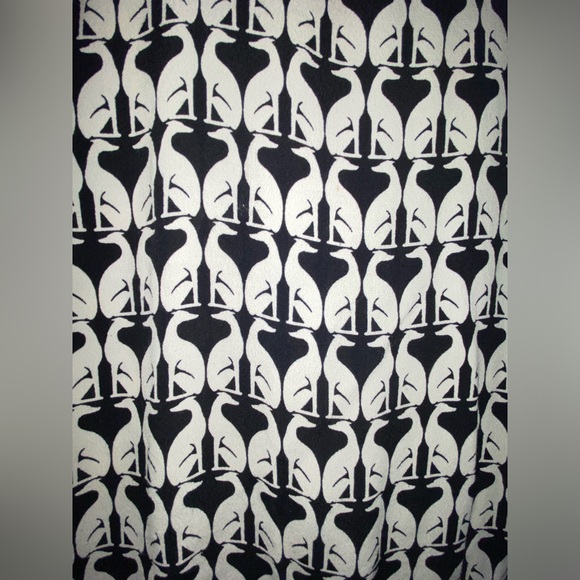 H & M Womens Black Cream Animal Printed Shirt Short Sleeve Top Shirt Size US 14 - Picture 2 of 11